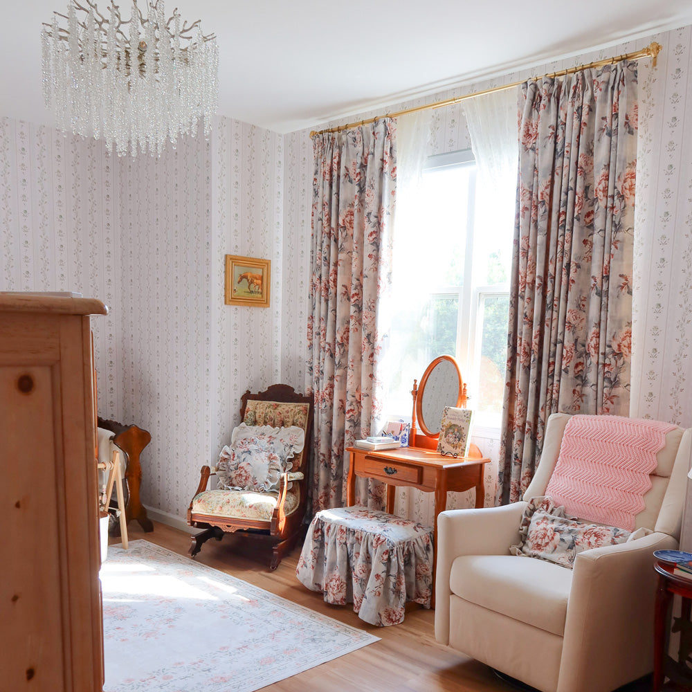Maximalist Vintage Style Is Back for 2026: How to Get the Grandmillennial, Pattern-Drenched Look