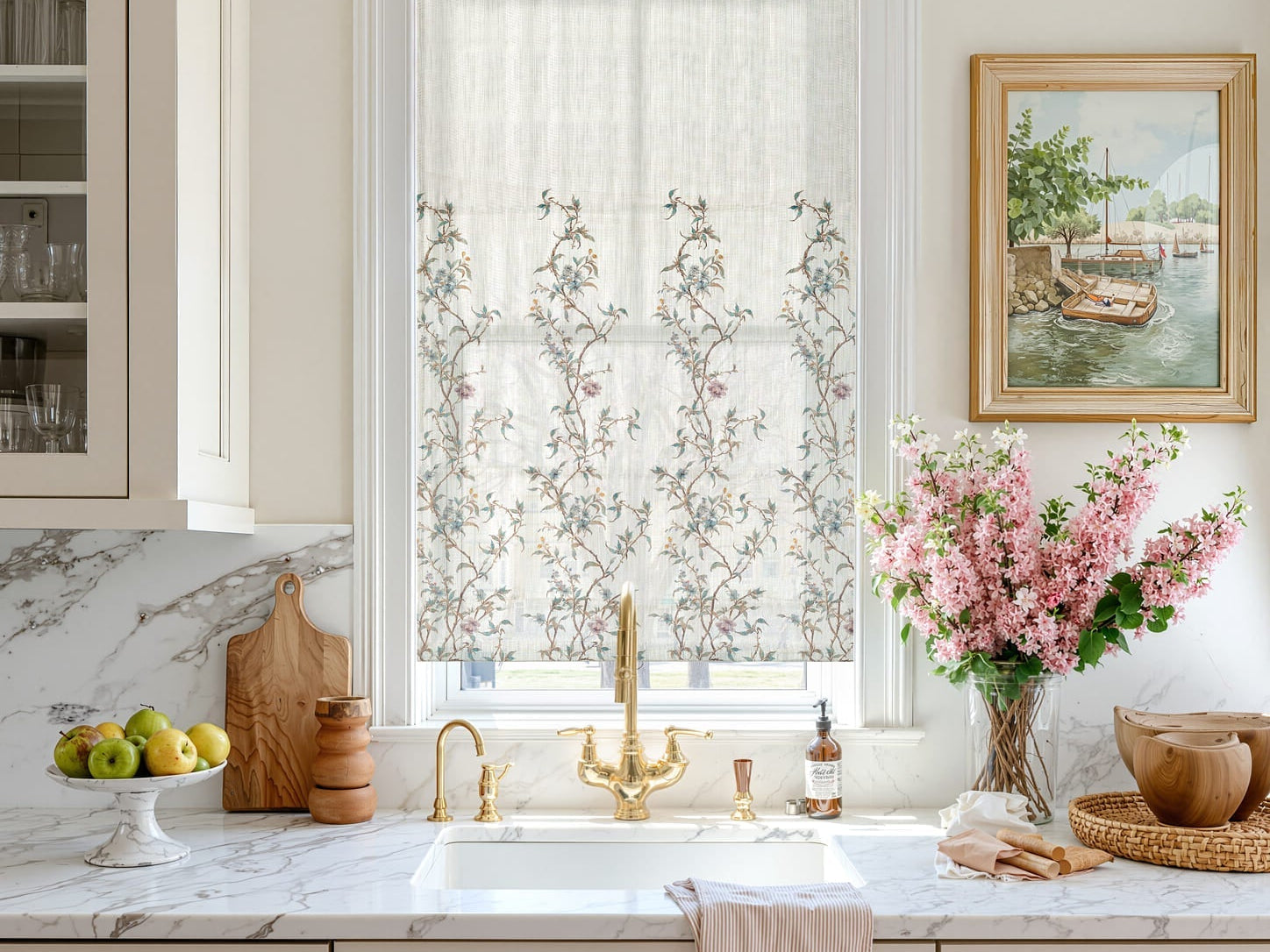 Are roman shades in style 2025？