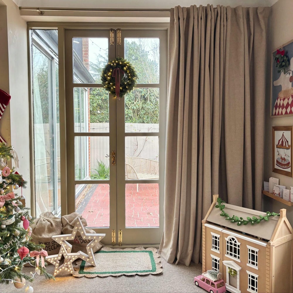 Curtains vs Drapes: Which Fits Your Style and Budget?