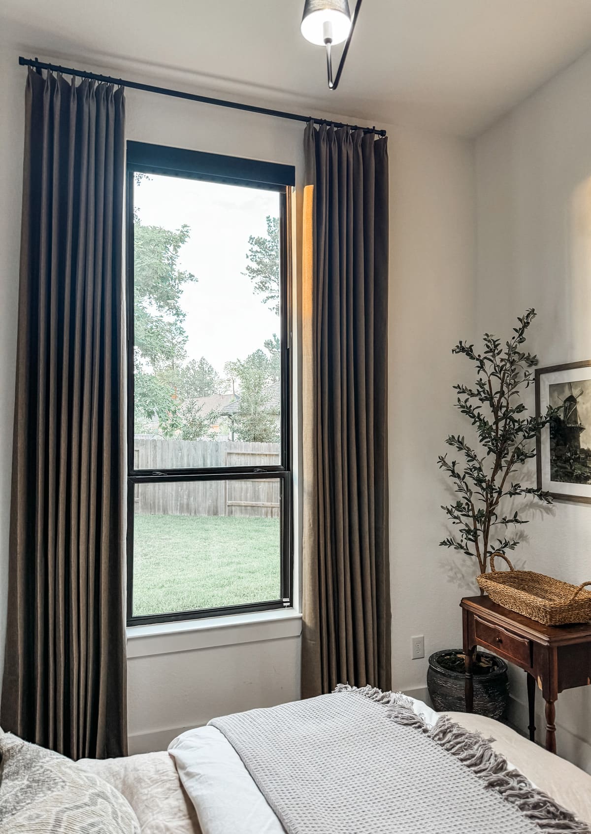 Aiden-100% Blackout Linen Texture Curtains for Bedroom