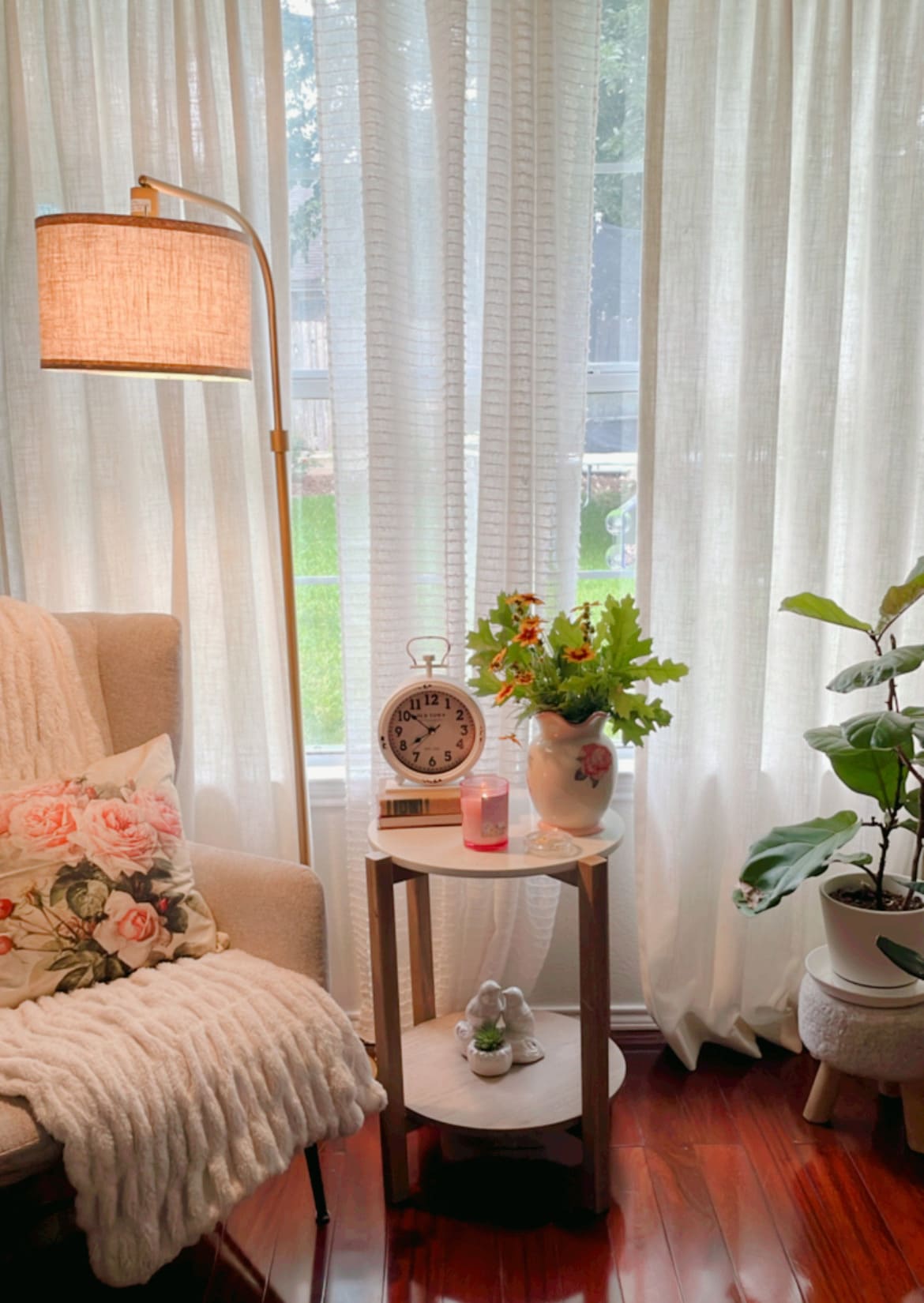 Arabella – Unlined them to get a prfect light-filtering!