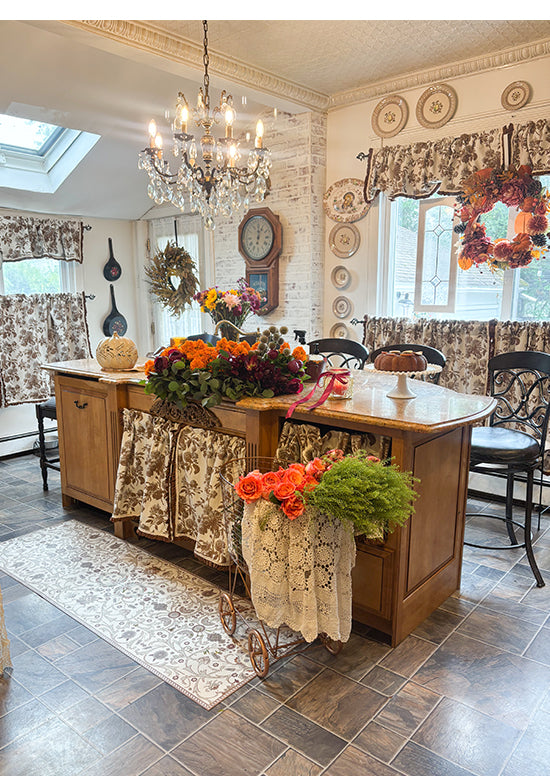 Aurora - The detail is so exquisite and stunning!