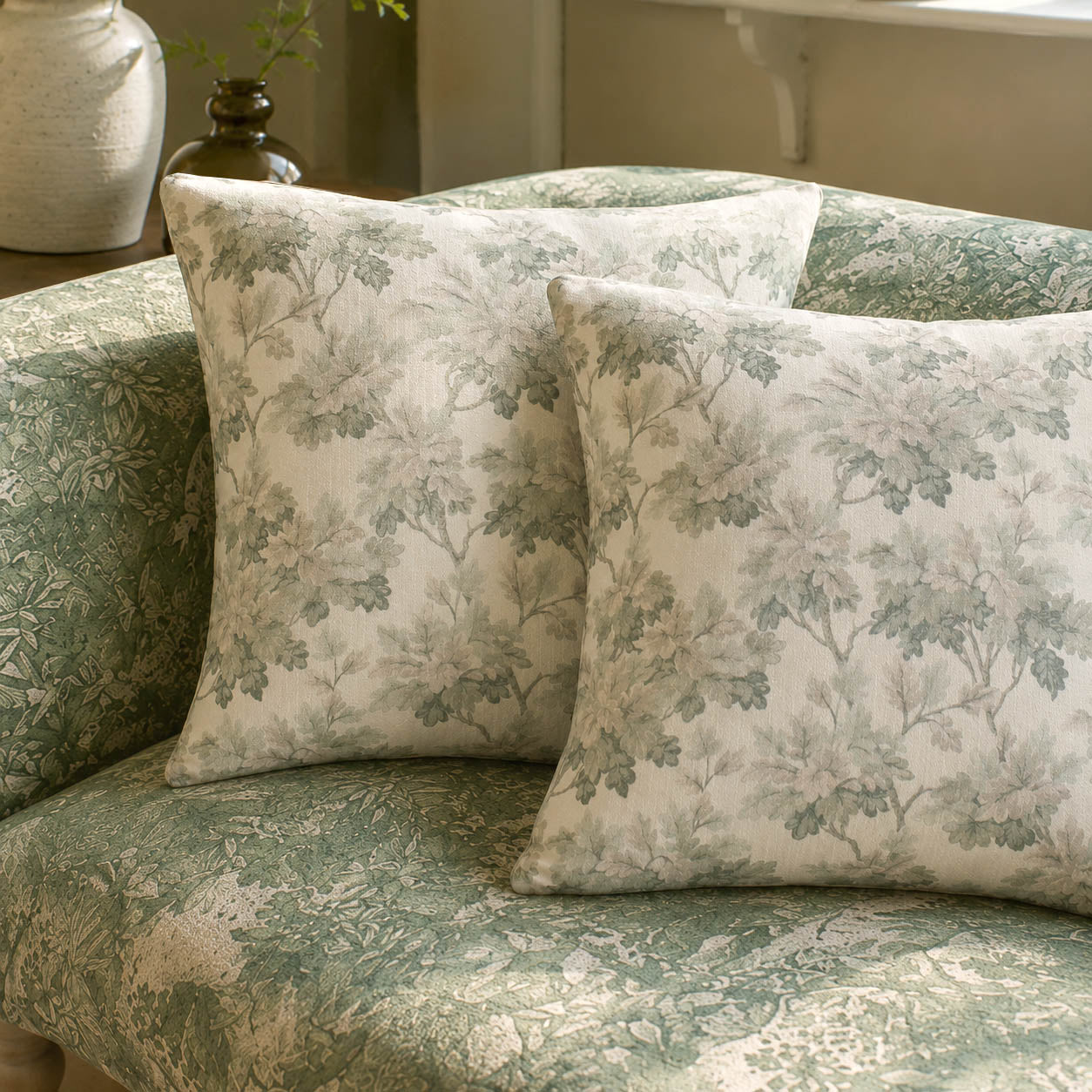 Aveline Vintage Floral Print Pillow Cover