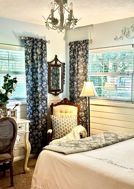 Bailey - The navy blue is so stunning!