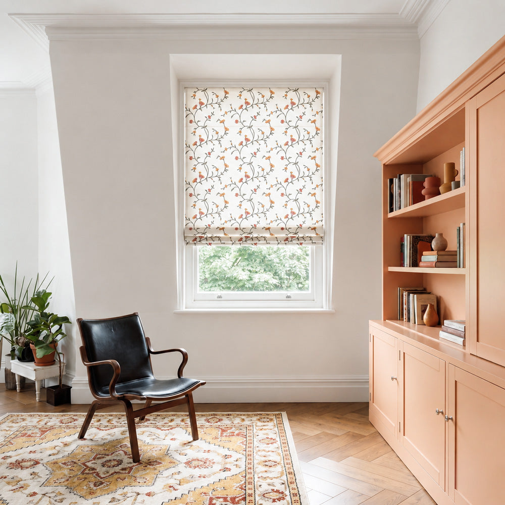 Stores romains brodés Bloom à motif de brindilles