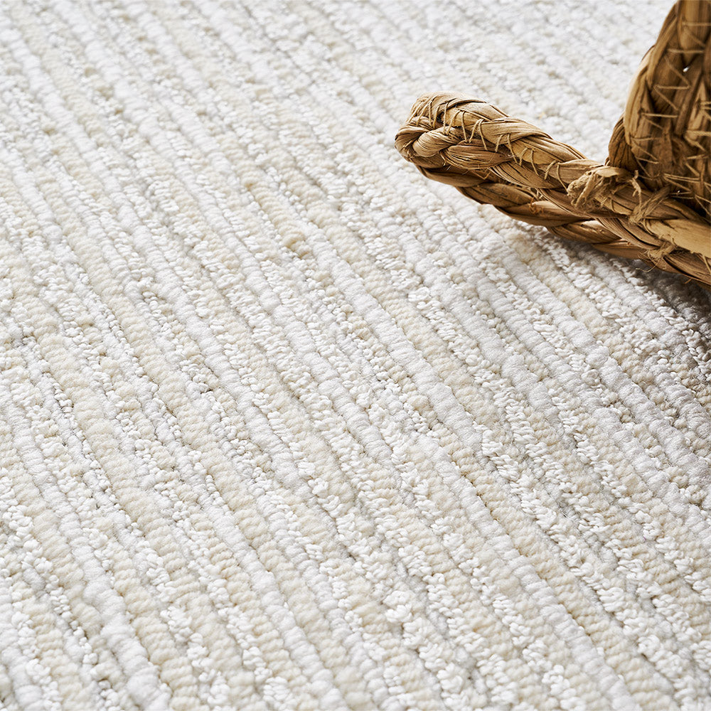 Tapis en laine personnalisé Celeste texturé linéaire