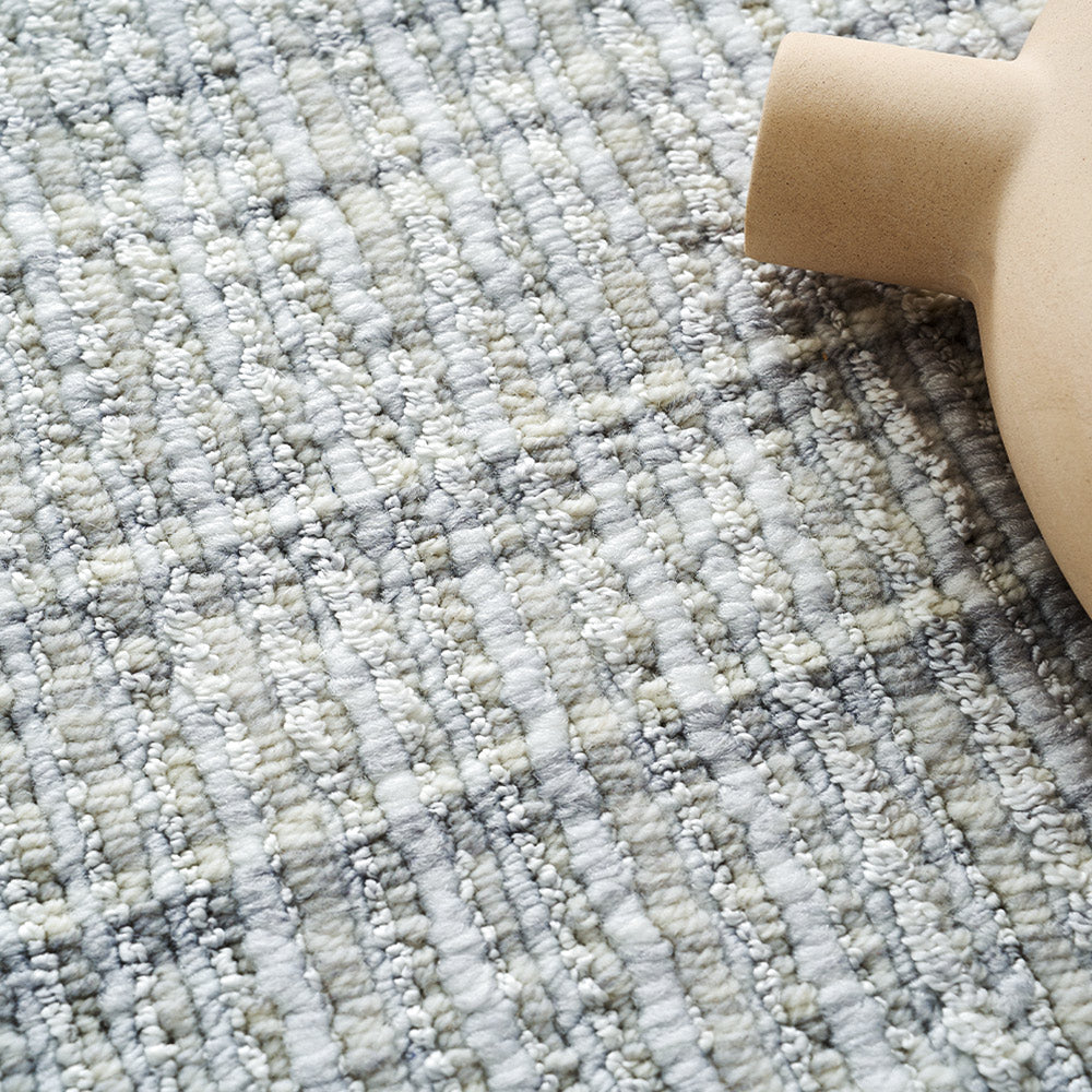 Tapis en laine personnalisé Celeste texturé linéaire