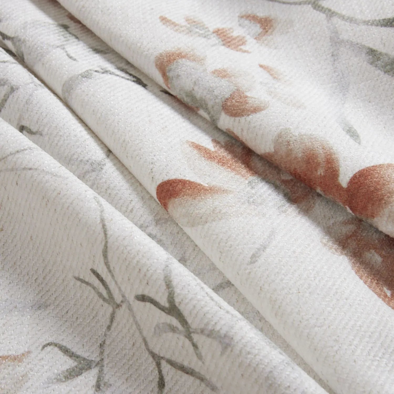 Eilleen Elegant Subtle Printed Gesang Floral Curtains