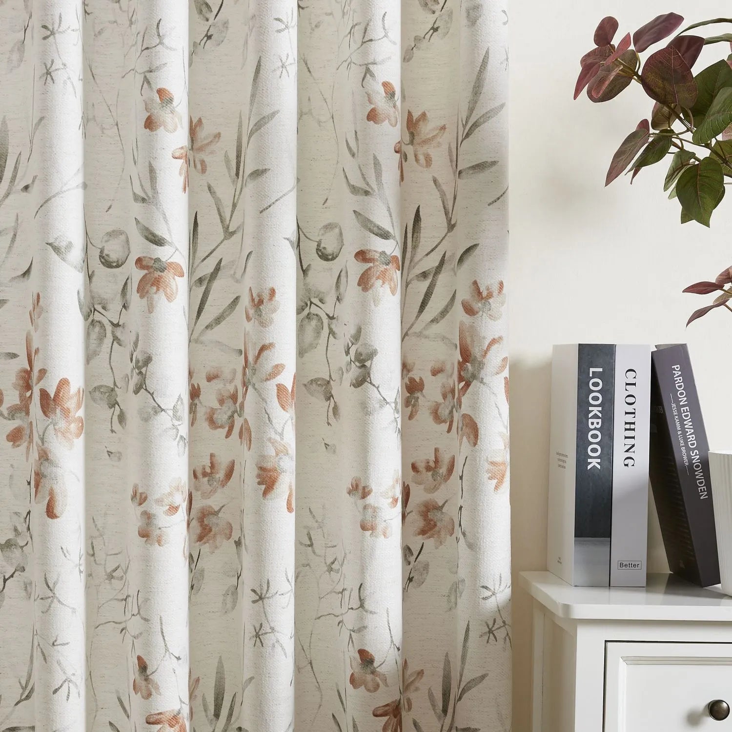 Eilleen Elegant Subtle Printed Gesang Floral Curtains