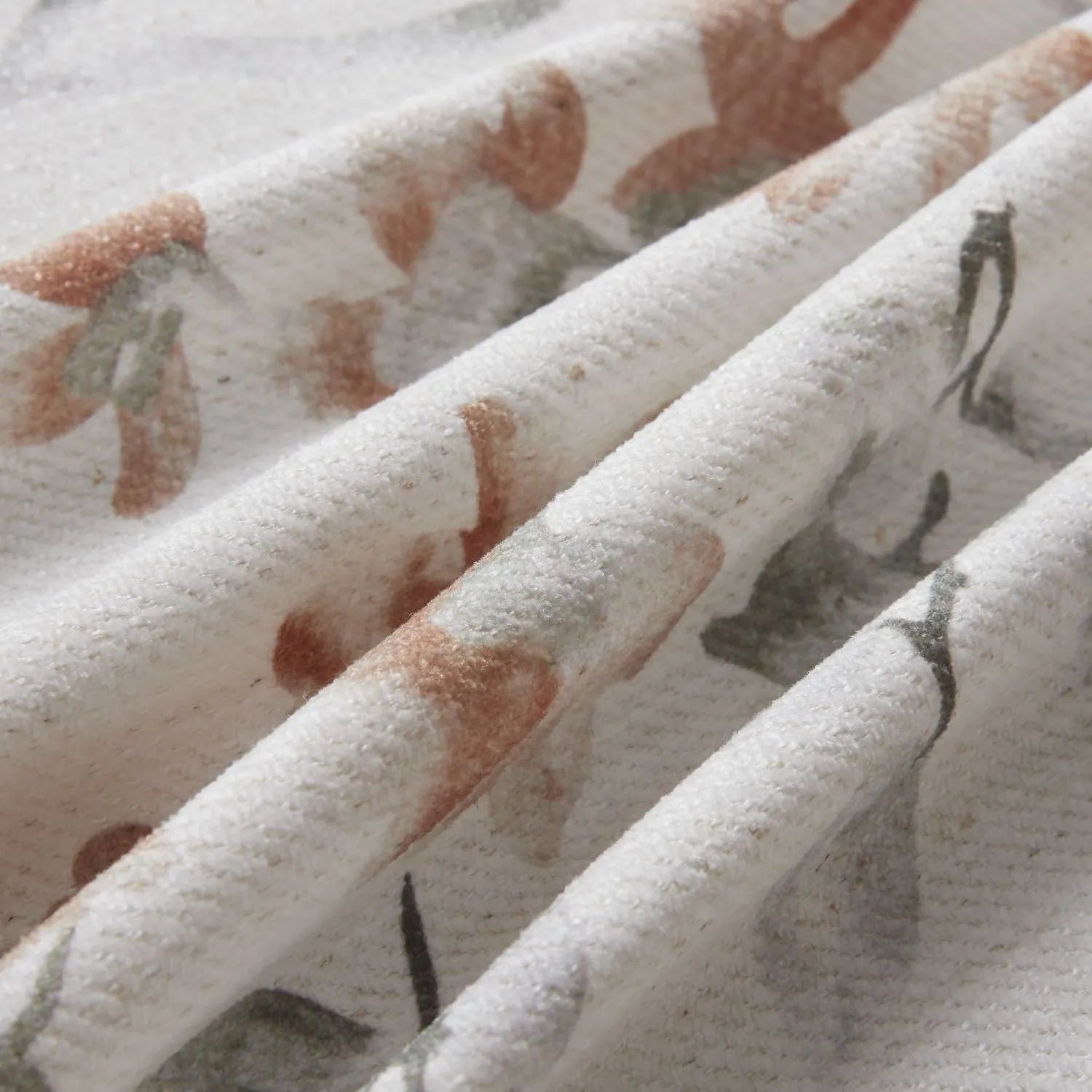 Eilleen Elegant Subtle Printed Gesang Floral Curtains