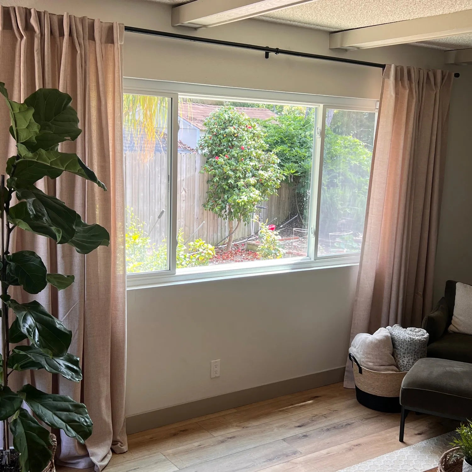 Keily Classic Faux Linen Curtains