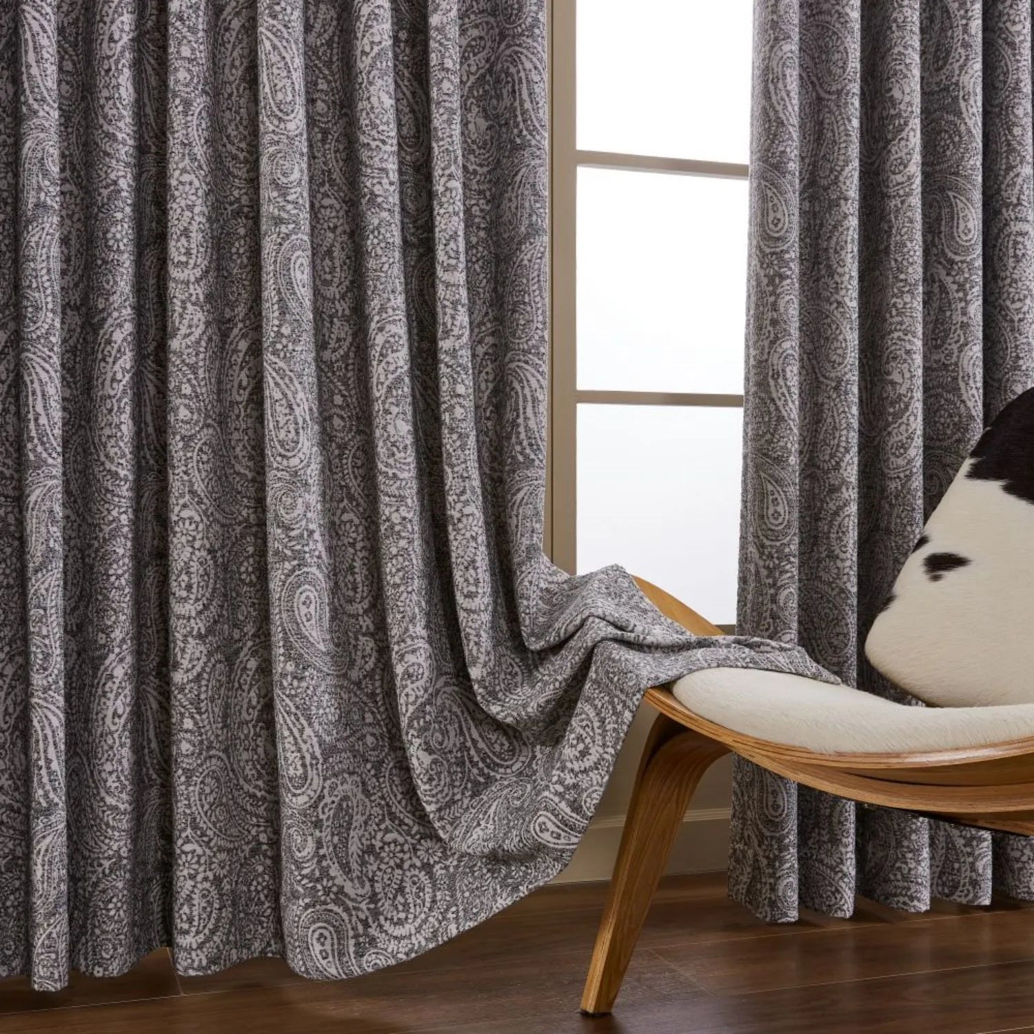 Laura Paisley Pattern Jacquard Curtains