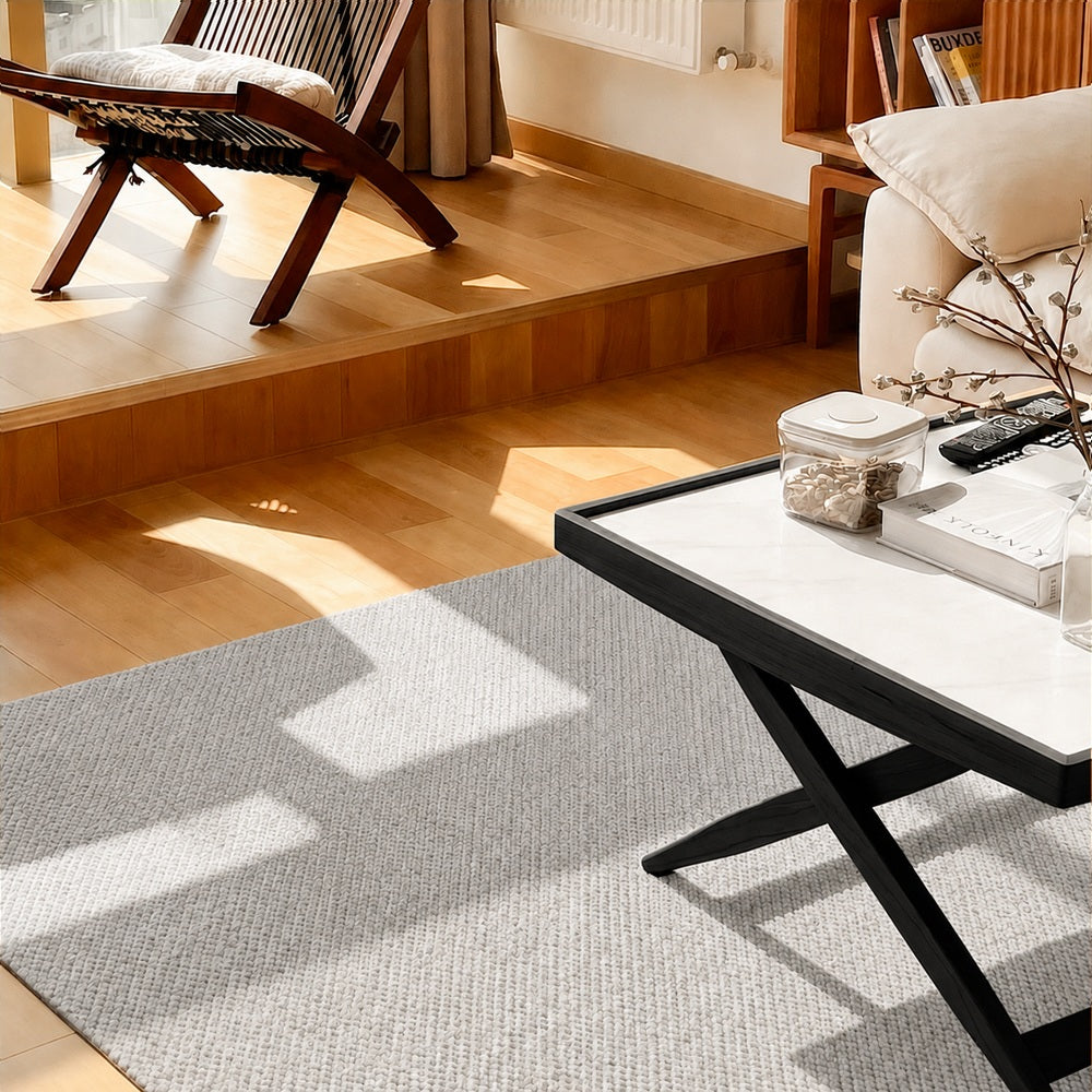 Tapis sur mesure texturé en laine douce Liora