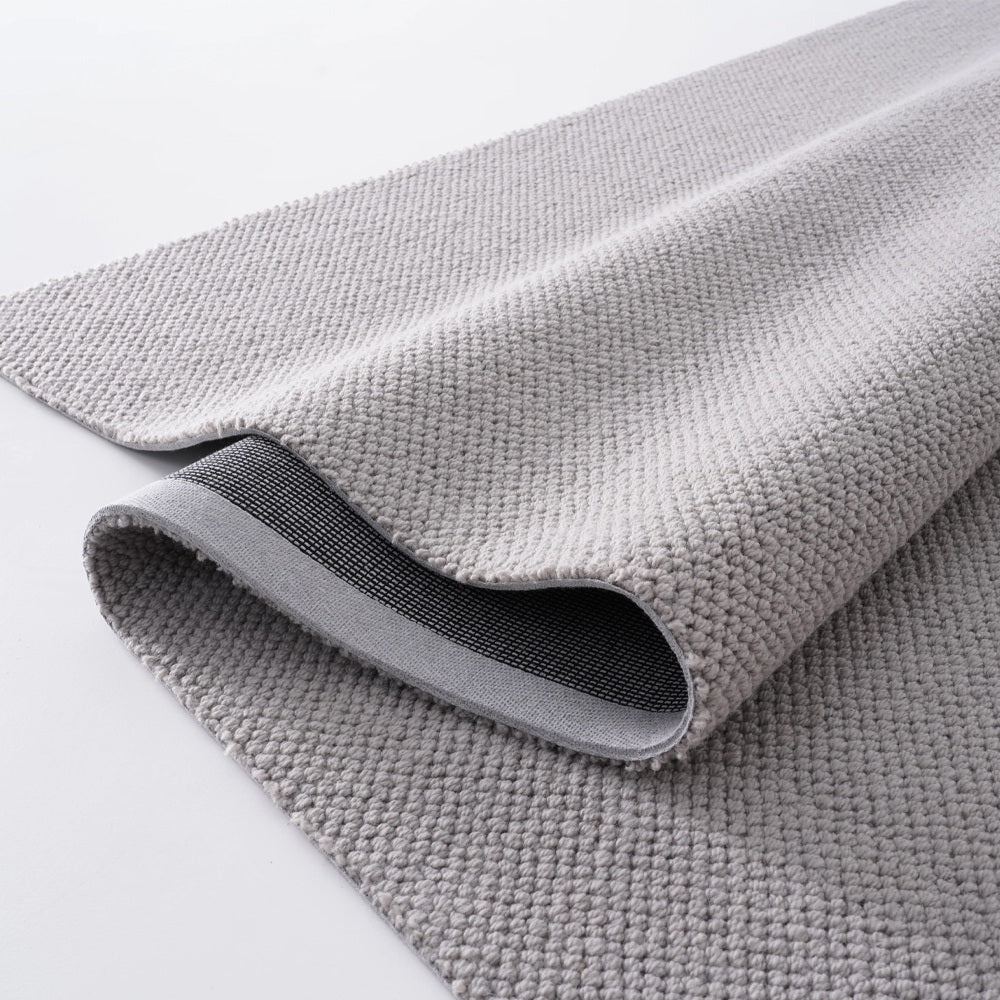 Tapis sur mesure texturé en laine douce Liora