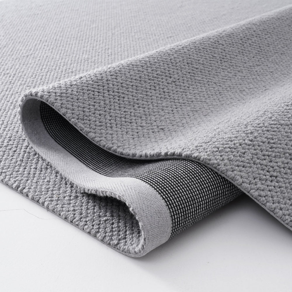 Tapis sur mesure texturé en laine douce Liora