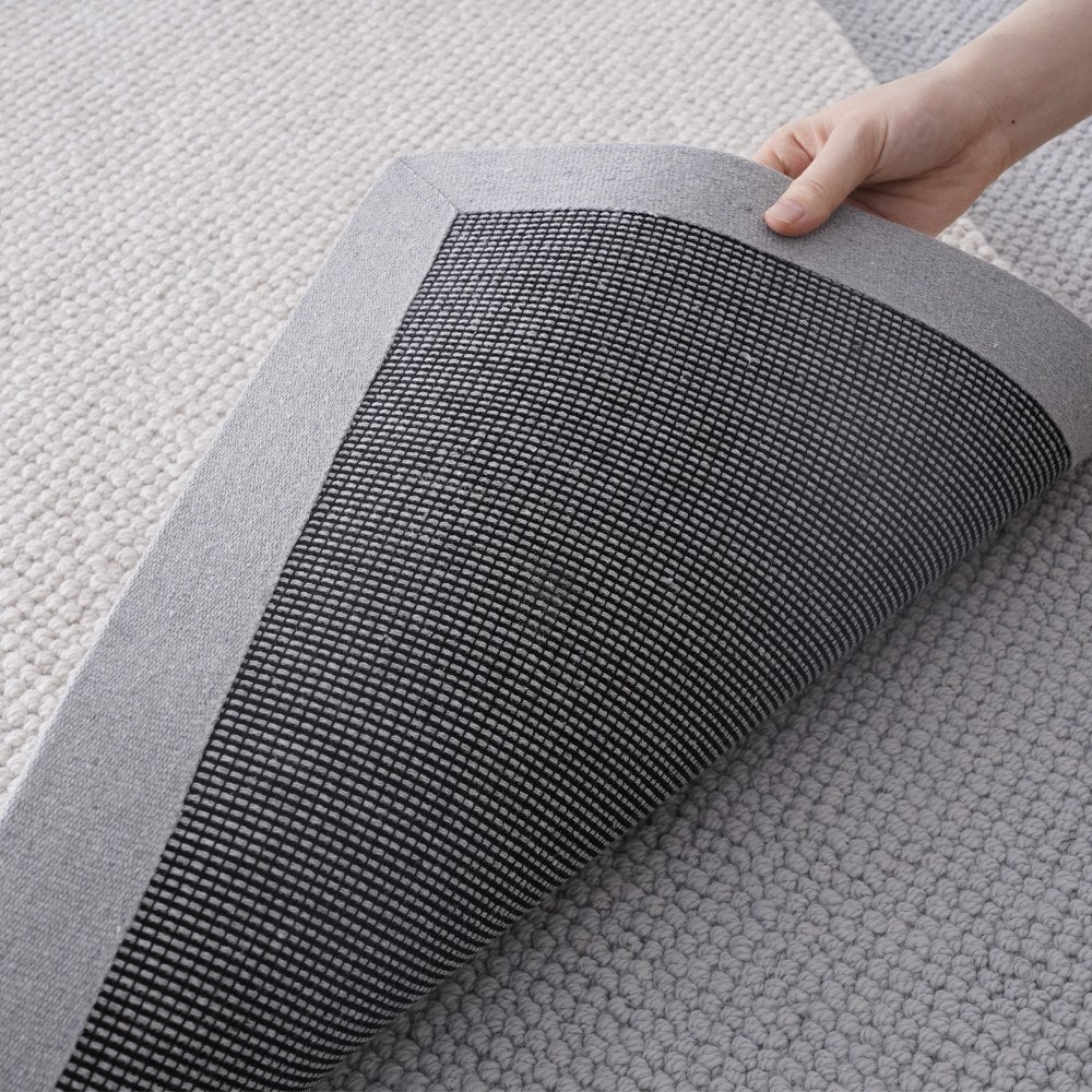 Tapis sur mesure texturé en laine douce Liora
