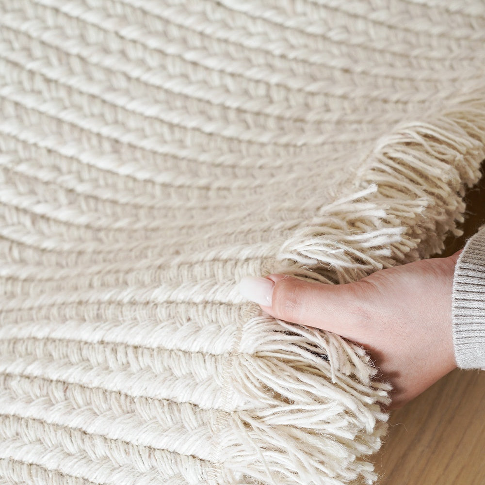 Tapis personnalisé Naya tissé main en laine et jute