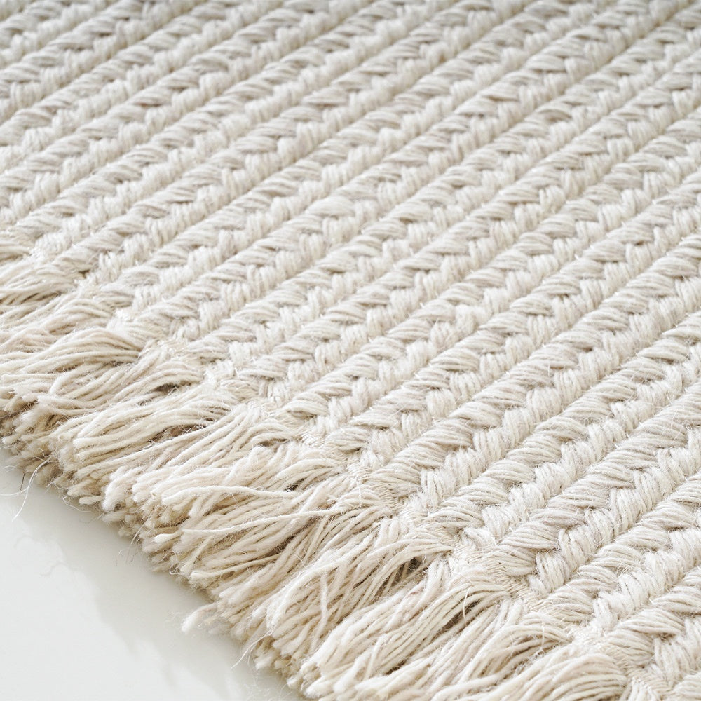 Tapis personnalisé Naya tissé main en laine et jute