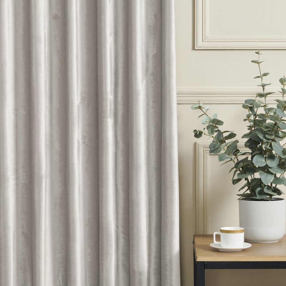 Scolace Glorious Velvet Thermal Curtains