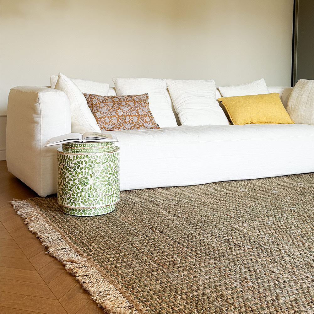 Sorrento Indian Handwoven Chunky Fringe Jute Rug