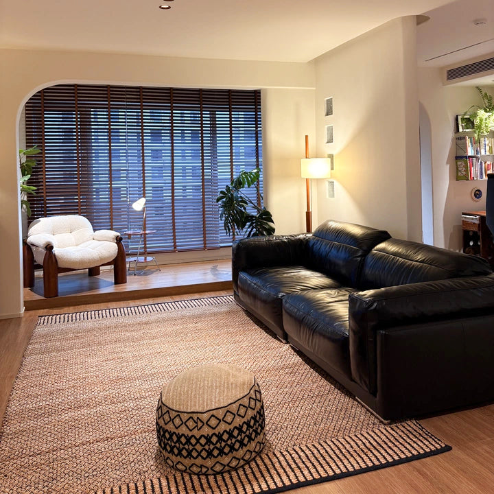 Tavira Handwoven Black Border Jute Rug