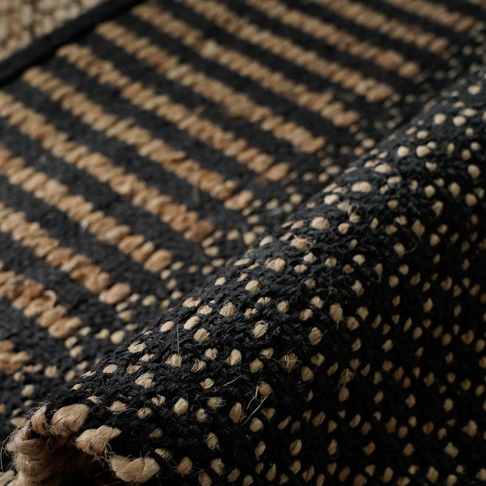 Tavira Handwoven Black Border Jute Rug