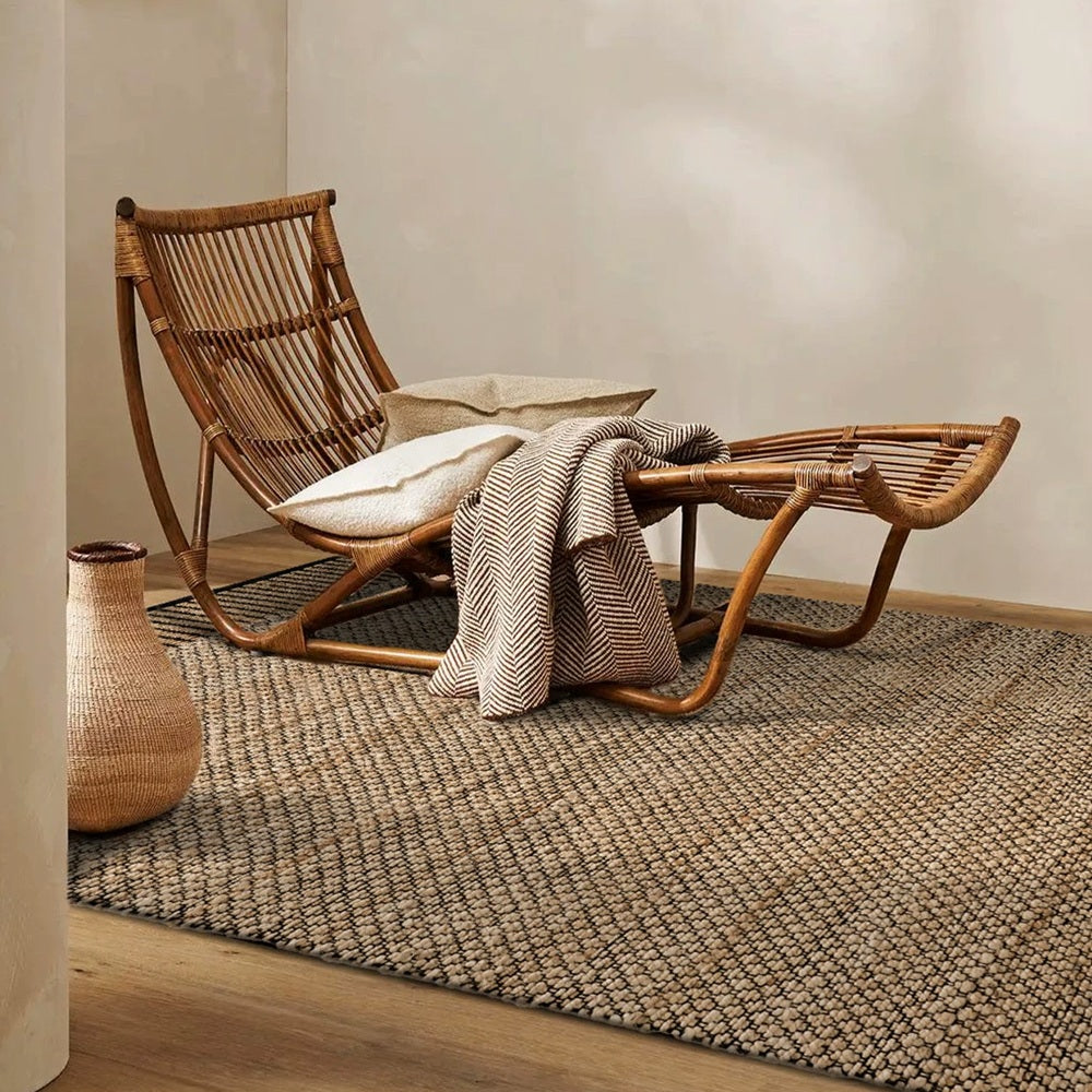 Tavira Handwoven Black Border Jute Rug