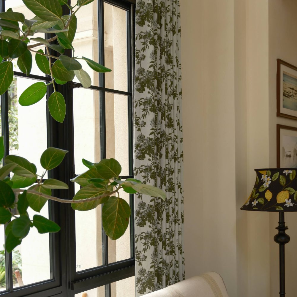 Aurora Retro Rose Blooming Jacquard Custom Curtains