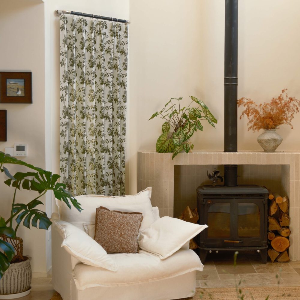 Aurora Retro Rose Blooming Jacquard Custom Curtains